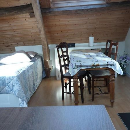 Le Petit Papillon Bed and Breakfast Eymoutiers  Exteriör bild